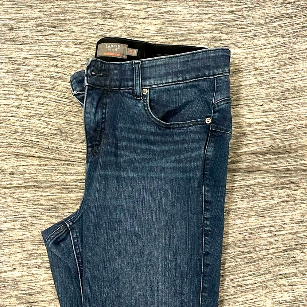 Torrid bombshell skinny jeans